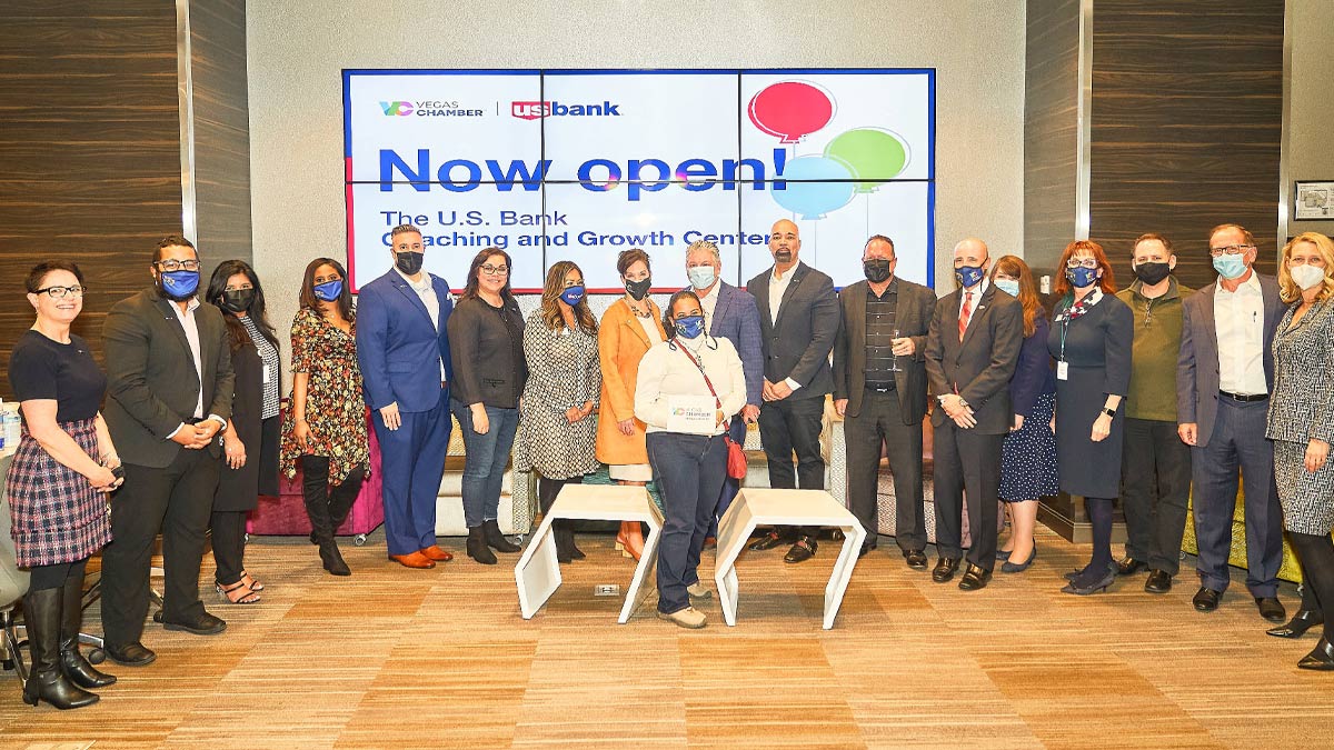 Chamber leaders and U.S. Bank officials at grand opening