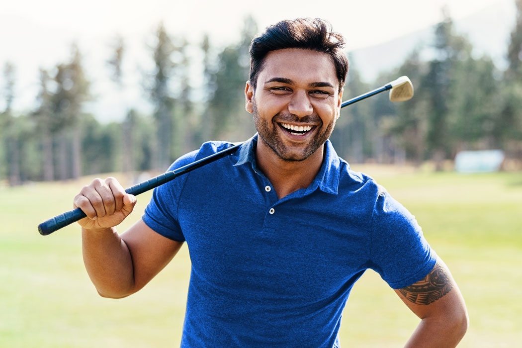 Man golfing