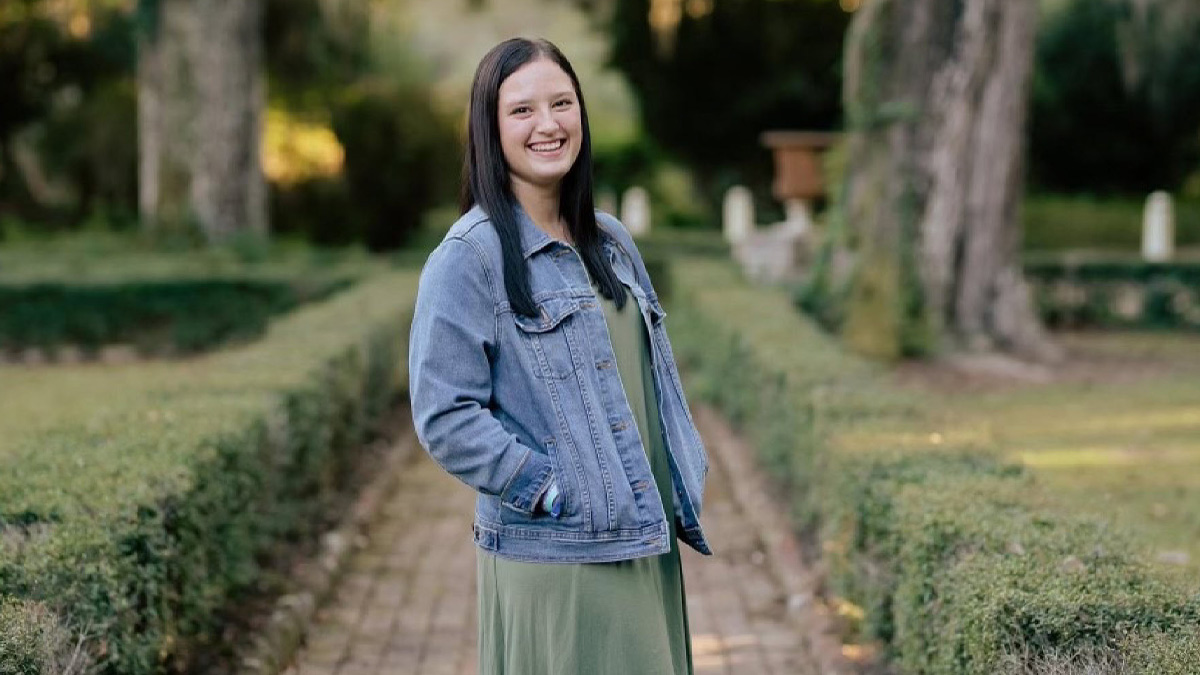 Kamdyn Lee, the grand prize winner from Denham Springs, Louisiana, who earneda $10,000 scholarship that will go toward her first-year studies this fall at Louisiana State University.